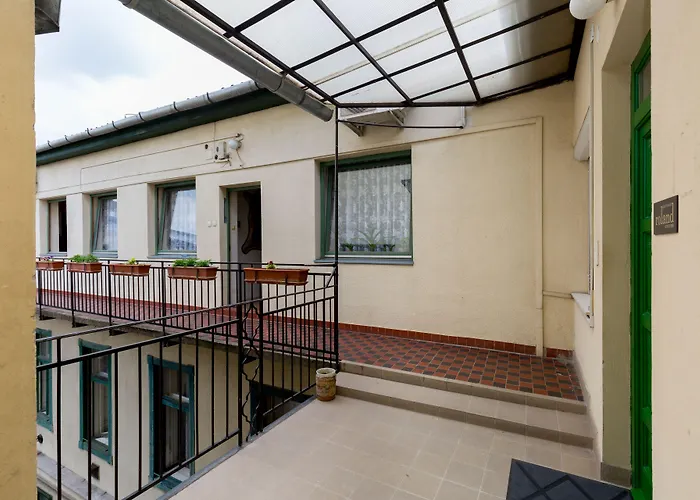 Roland 3* Budapest