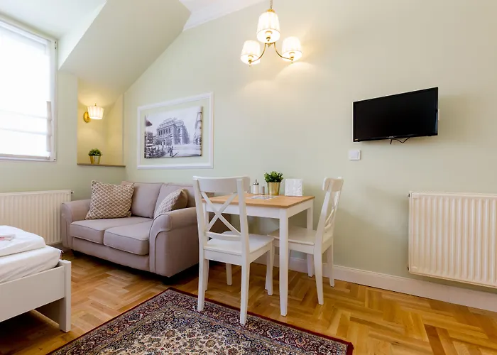 Roland Hotel 3*